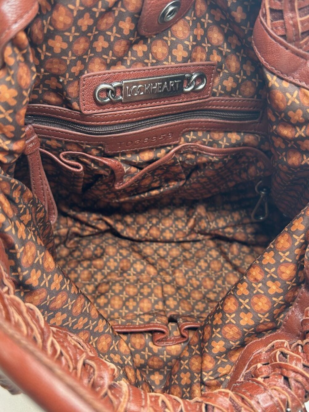 LOCKHEART Charlottes Web Elain Cognac $545 NWT Hobo Shoulder Bag Leather Slouchy - Picture 13 of 16